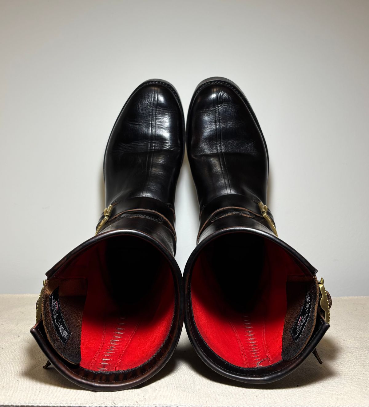 Photo by Asian on November 6, 2025 of the Fortis Boots Yudistira in Indonesian Black Teacore.