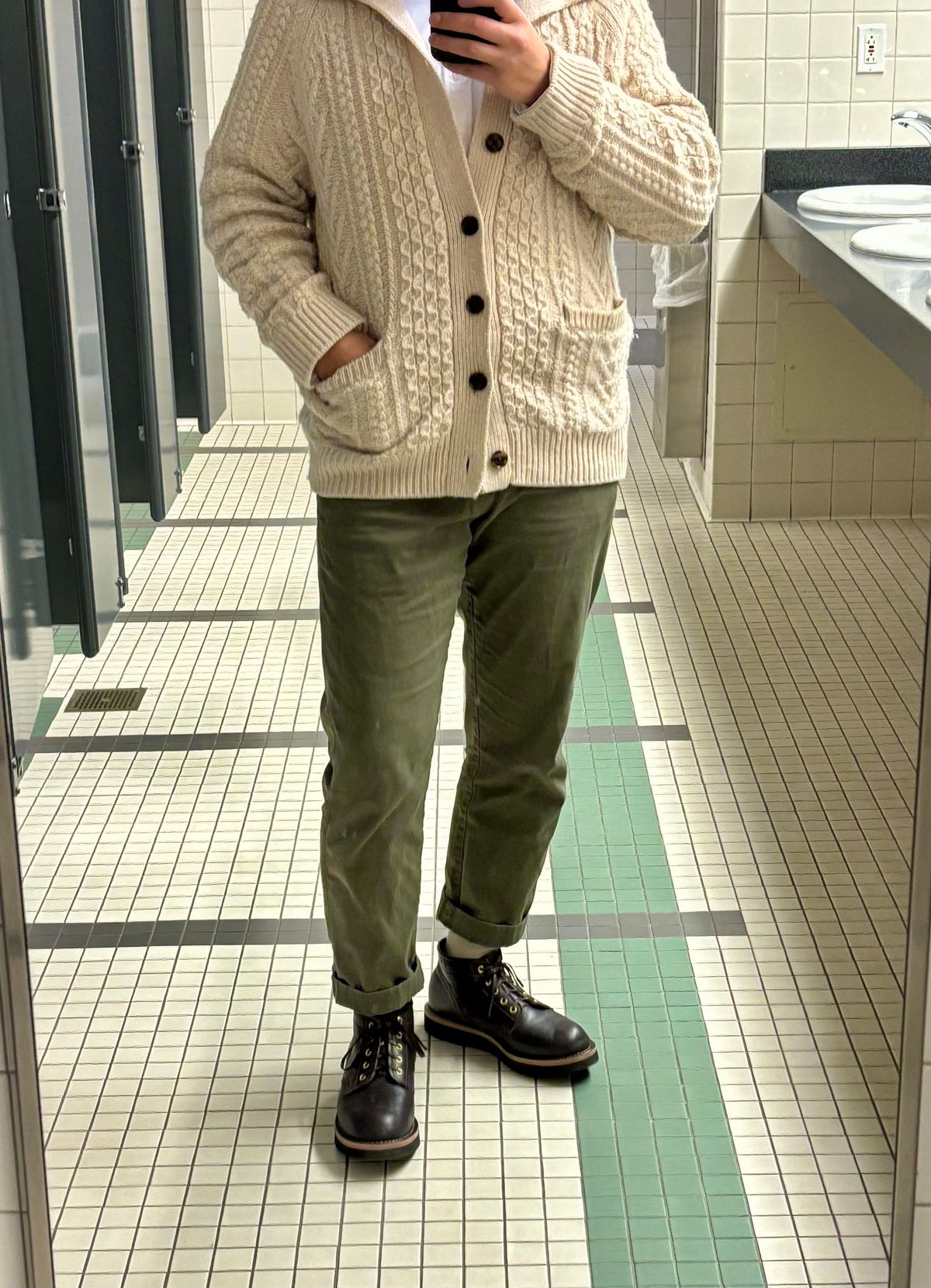 Photo by RawCordedSoul on April 8, 2025 of the Ken Diamond 1/2 Cut in Horween Dark Brown Aspen Double Horsefront.