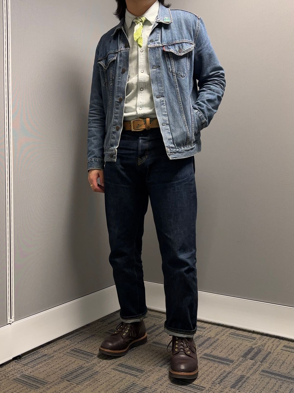 Photo by Asian on March 27, 2026 of the Ken Diamond 1/2 Cut in Horween Dark Brown Aspen Double Horsefront.