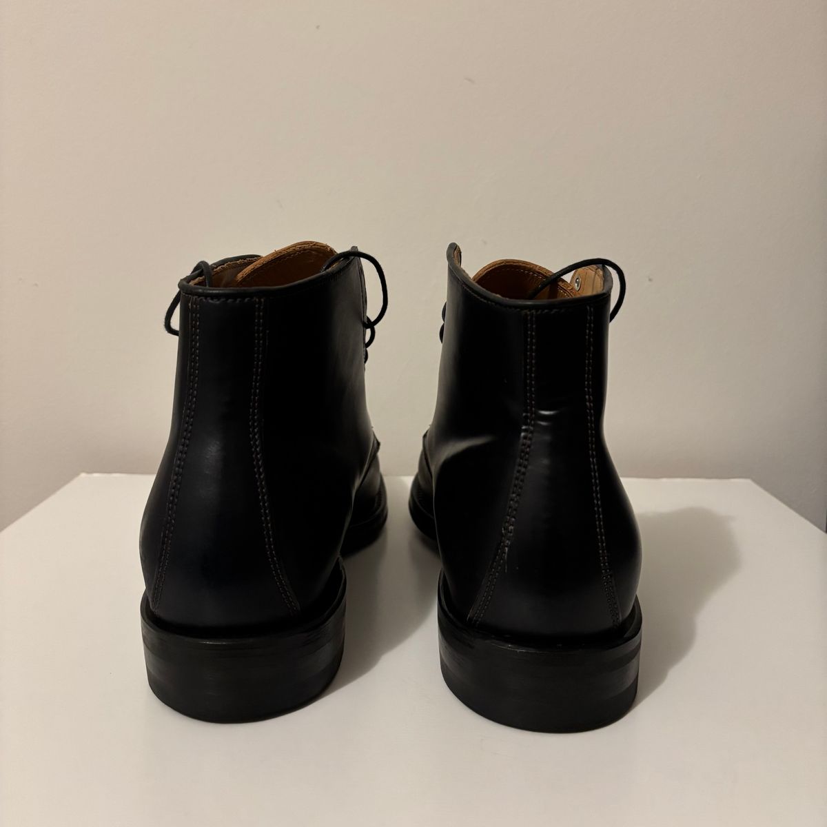 Photo by RawCordedSoul on March 9, 2025 of the Viberg Derby Boot in Horween Navy Unglazed Shell Cordovan.