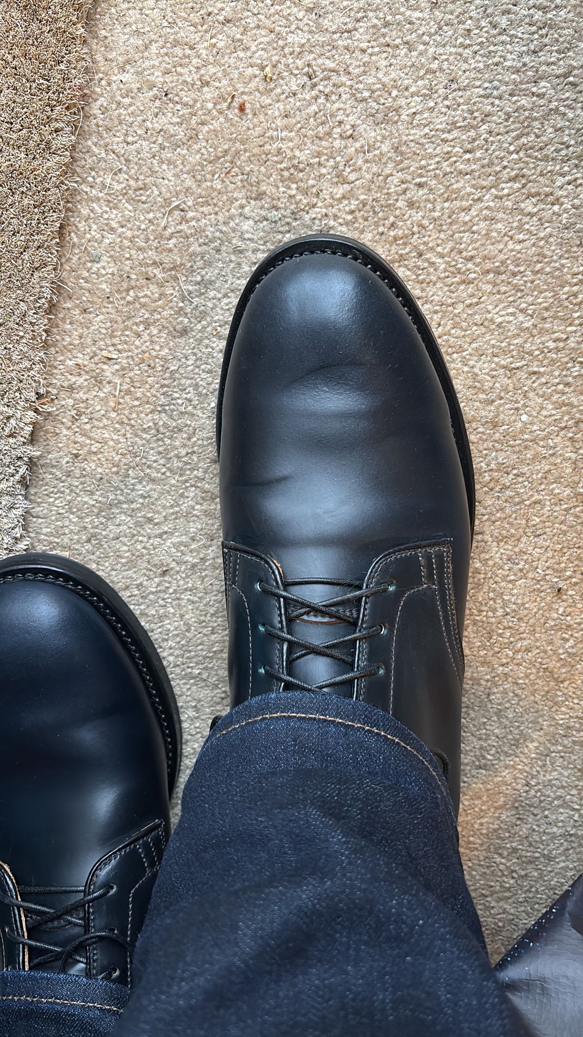Photo by RawCordedSoul on March 22, 2025 of the Viberg Derby Boot in Horween Navy Unglazed Shell Cordovan.