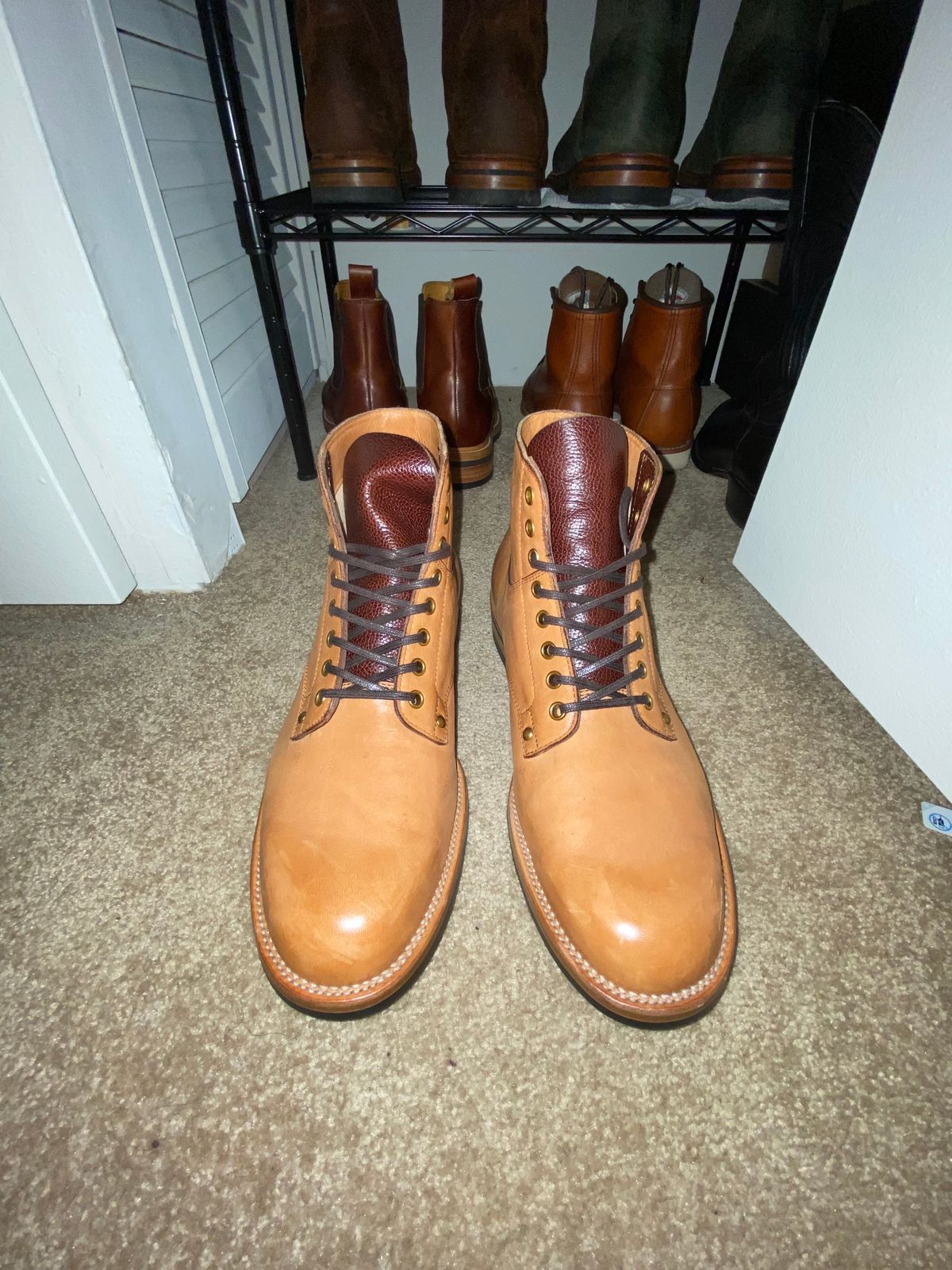 Photo by RawCordedSoul on November 1, 2023 of the Iron Boots x Østmo Type 1 in Maryam Washed Natural Horsefront.