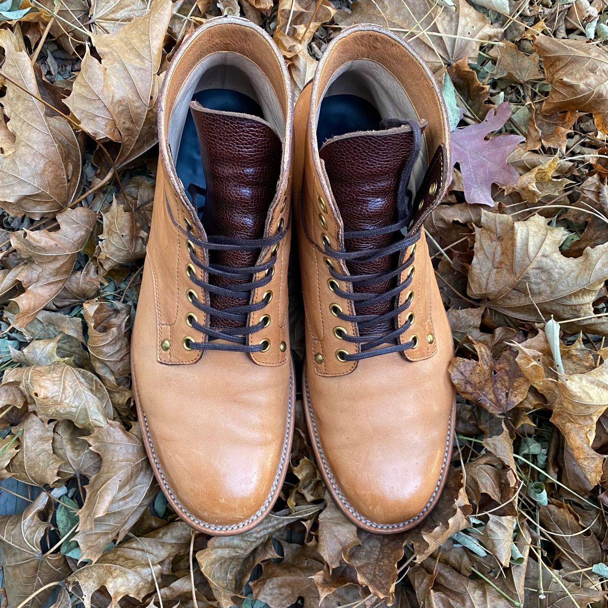Photo by RawCordedSoul on December 1, 2023 of the Iron Boots x Østmo Type 1 in Maryam Washed Natural Horsefront.