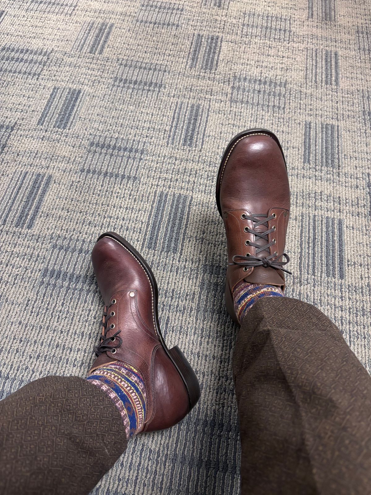 Photo by Asian on March 24, 2026 of the NF Bootmaker Milton Shoe in La Perla Azzurra Dark Brown Missouri.