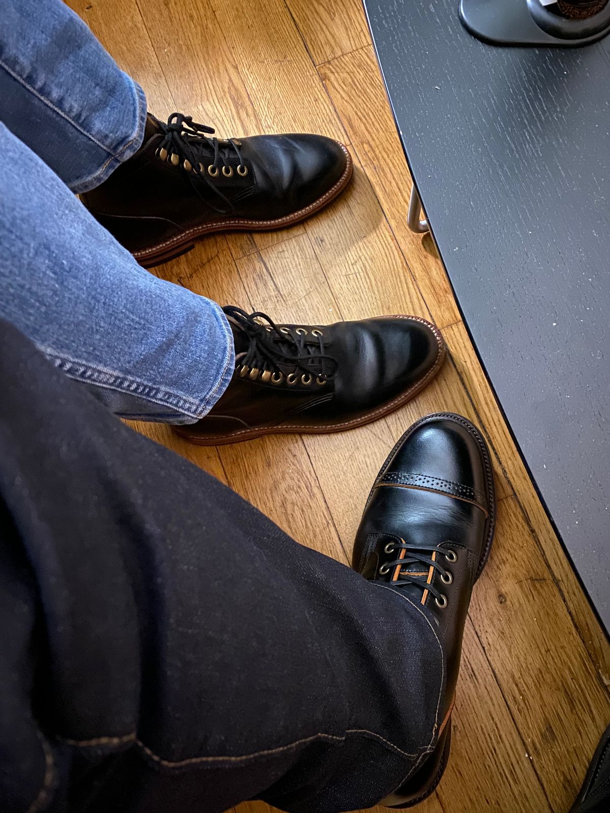 Photo by BootsAndBooks on August 3, 2024 of the Luosjiet Captoe Service Boot in Black Teacore OTA Cowhide.