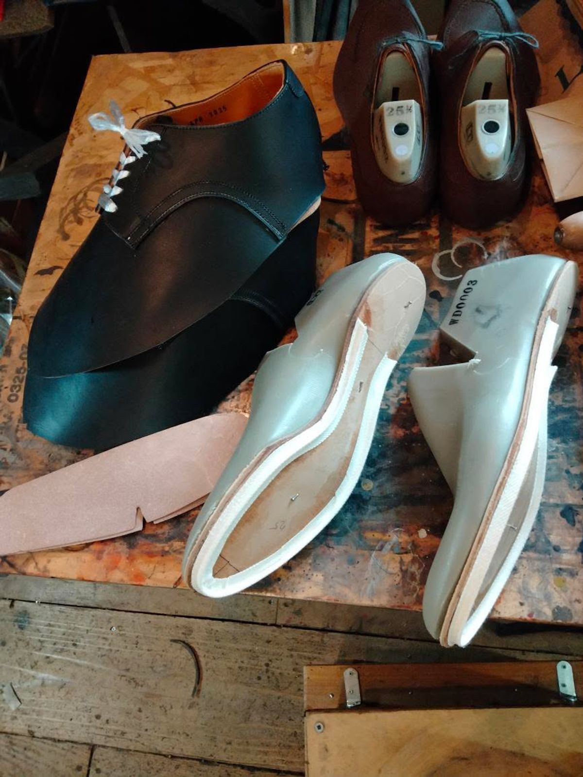 Photo by RawCordedSoul on March 27, 2025 of the WELD Shoemaker Service Shoe in Guidi Black Calf.