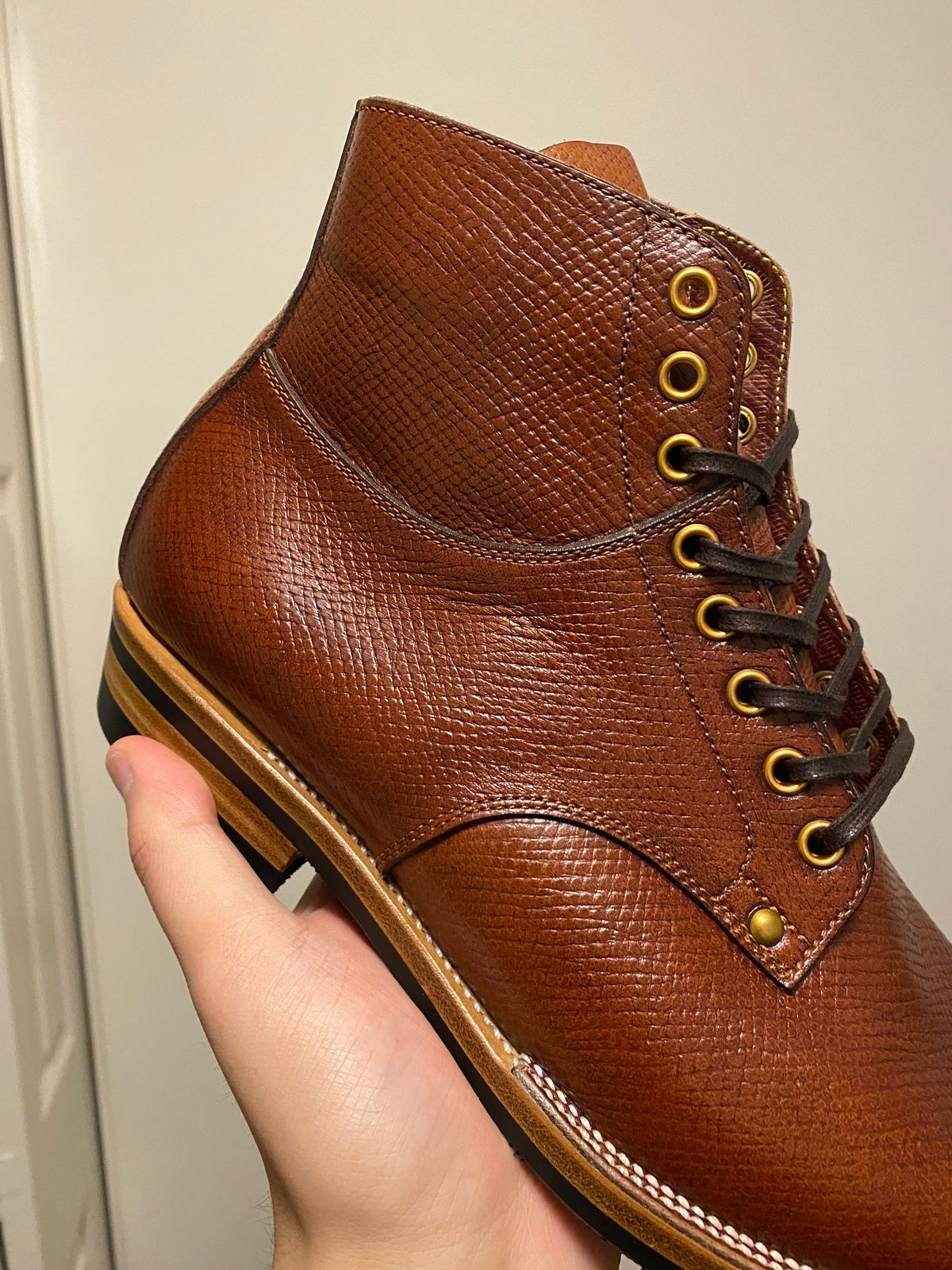 Photo by RawCordedSoul on February 17, 2024 of the Iron Boots x Østmo Type 1 in Horween Pioneer Hatchgrain.