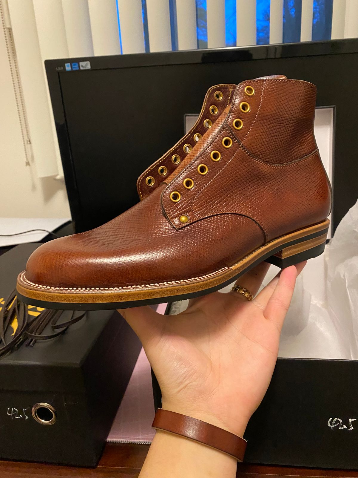 Photo by Asian on February 16, 2024 of the Iron Boots x Østmo Type 1 in Horween Pioneer Hatchgrain.