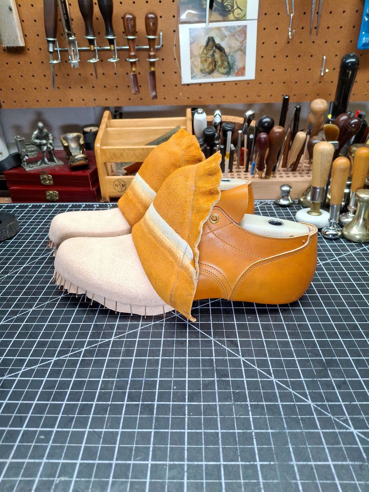 Photo by RawCordedSoul on June 18, 2025 of the New River Boot Quade in Horween X Baseball Glove, Tan.