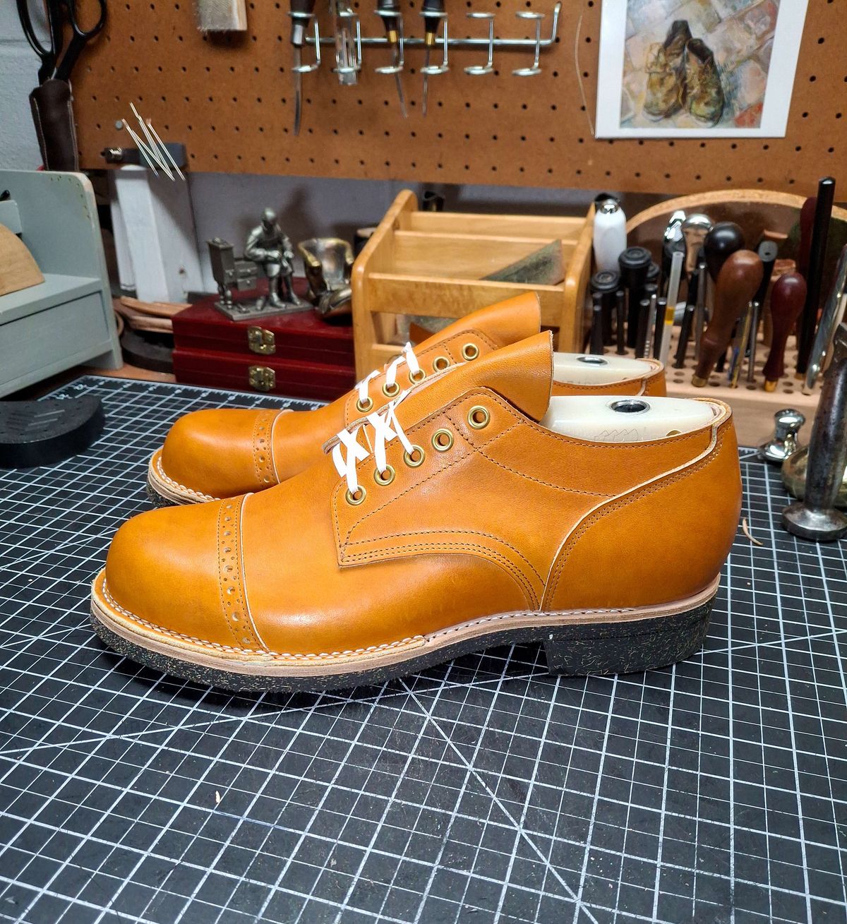 Photo by RawCordedSoul on June 26, 2025 of the New River Boot Quade in Horween X Baseball Glove, Tan.