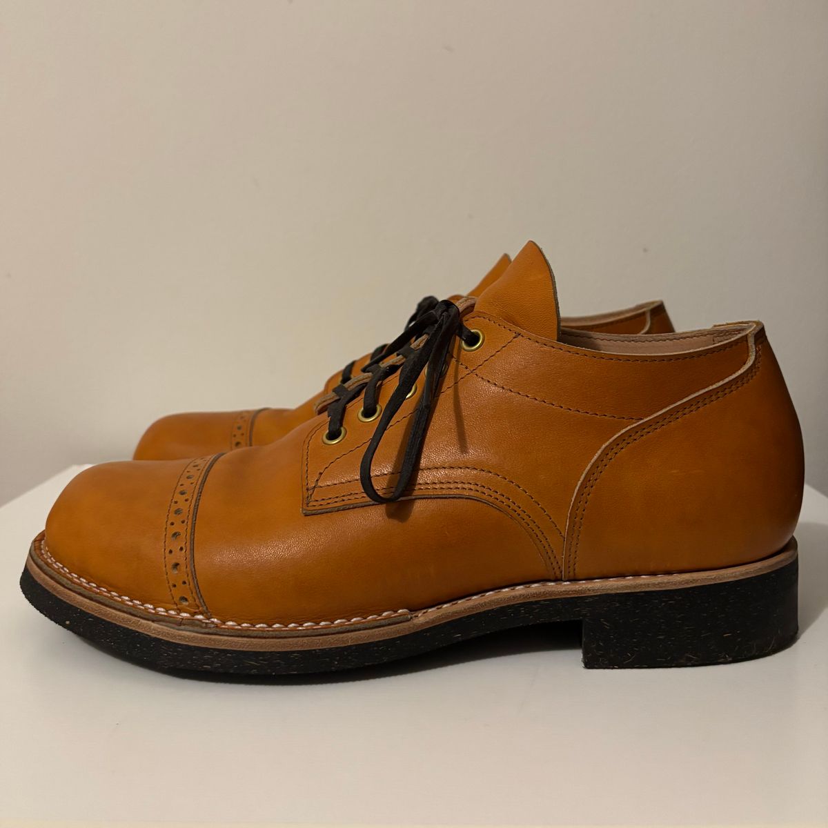 Photo by RawCordedSoul on July 14, 2025 of the New River Boot Quade in Horween X Baseball Glove, Tan.