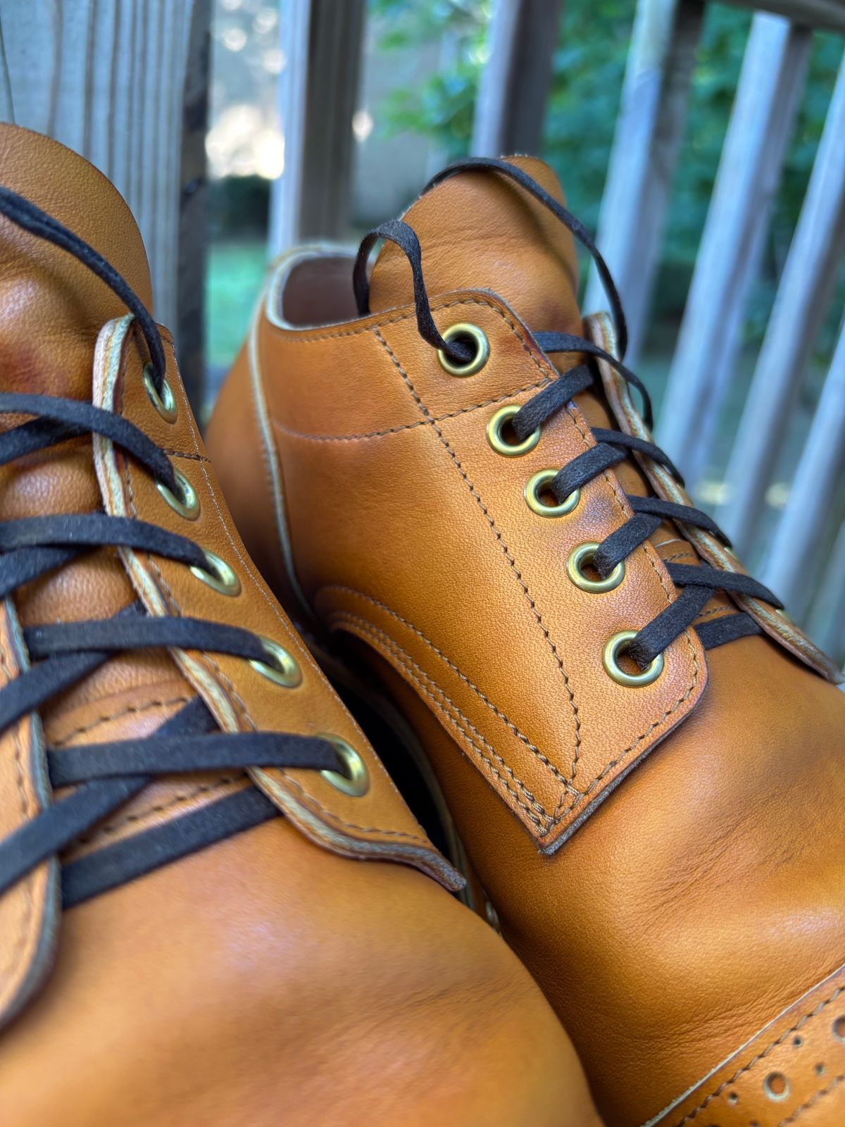 Photo by Asian on August 21, 2025 of the New River Boot Quade in Horween X Baseball Glove, Tan.