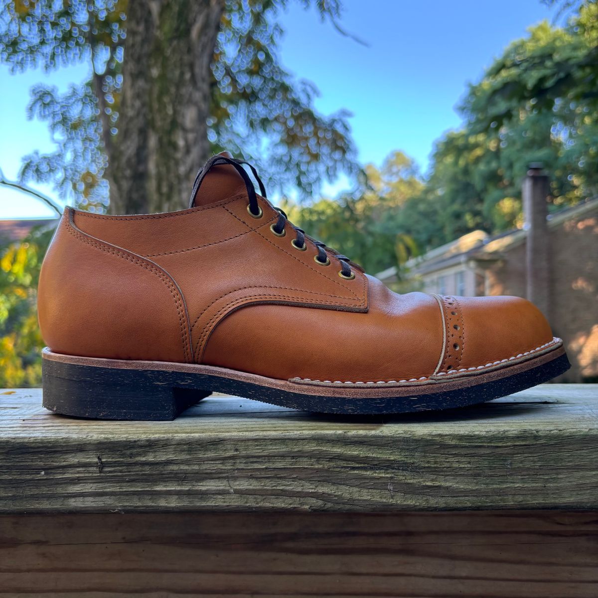 Photo by Asian on August 21, 2025 of the New River Boot Quade in Horween X Baseball Glove, Tan.