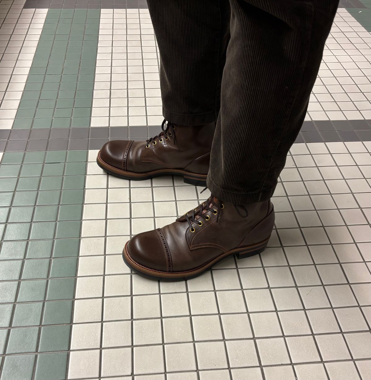 Photo by RawCordedSoul on January 7, 2025 of the Iron Boots 5515 in Maryam Brown Shell Cordovan.