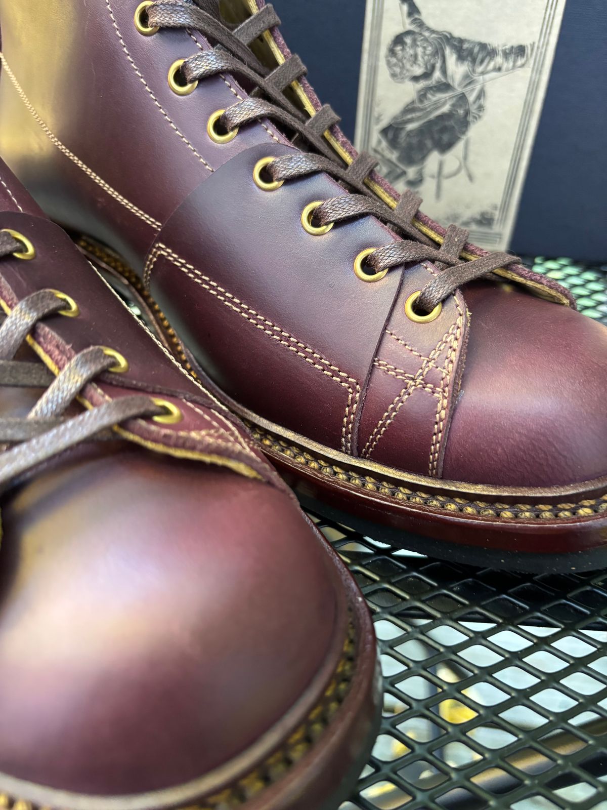 Photo by RawCordedSoul on August 21, 2025 of the Sagara Cordmaster in Burgundy Arboxwax.