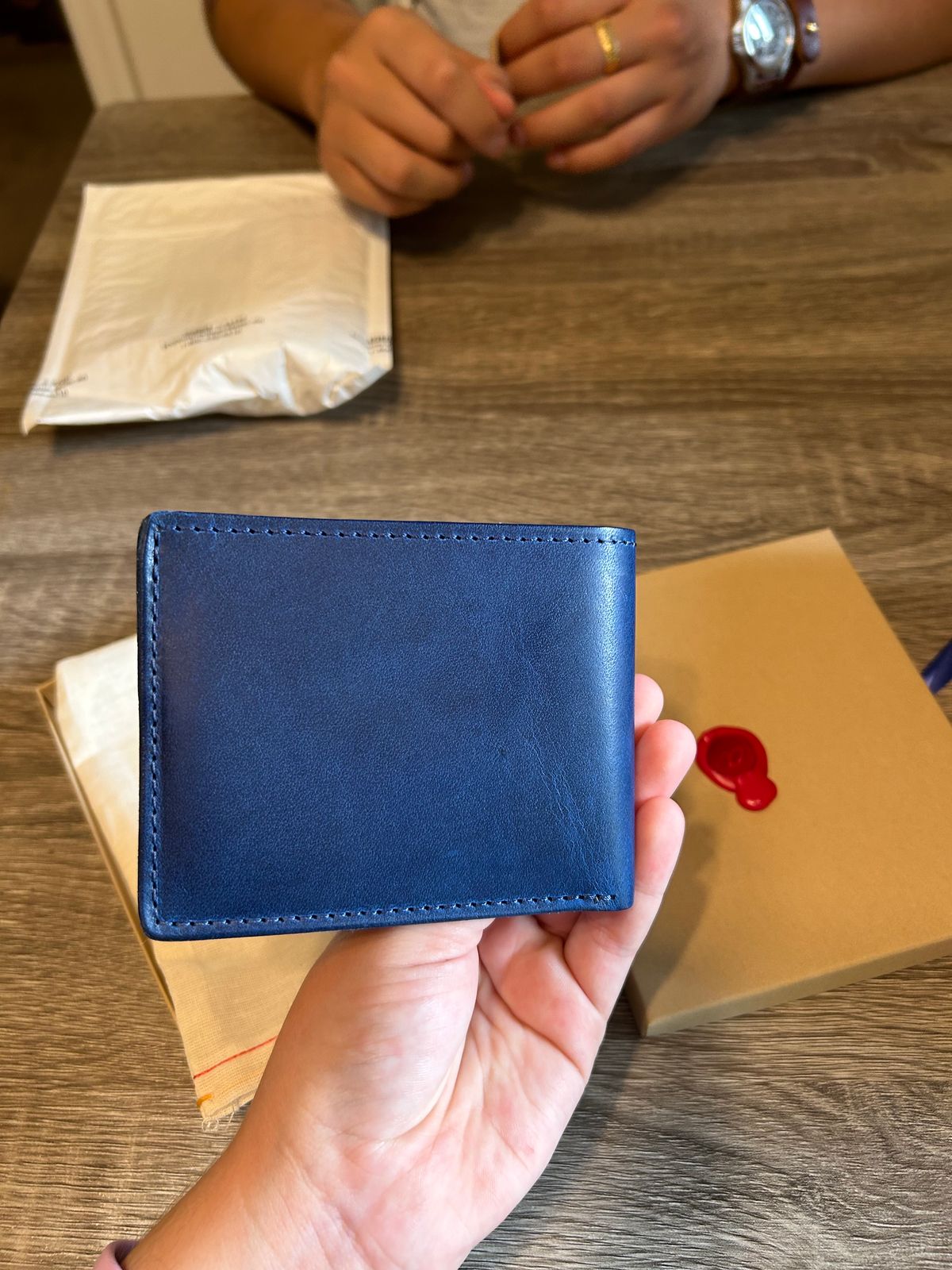 Photo by RawCordedSoul on July 31, 2024 of the Ashland Leather Johnny The Fox in Horween Royal Blue Cypress.