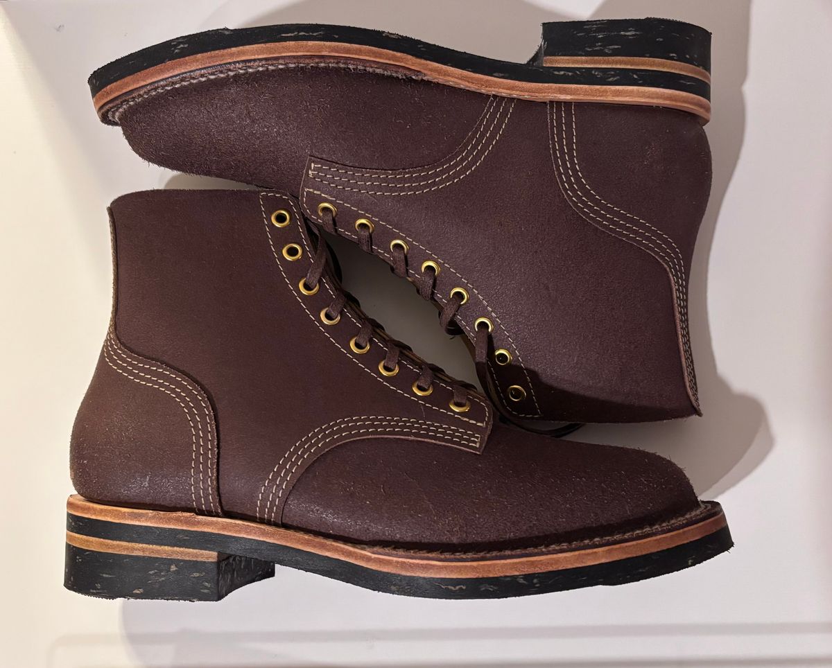 Photo by RawCordedSoul on October 1, 2024 of the Oldspeed Boondockers in Wickett & Craid Brown English Bridle Reverse.