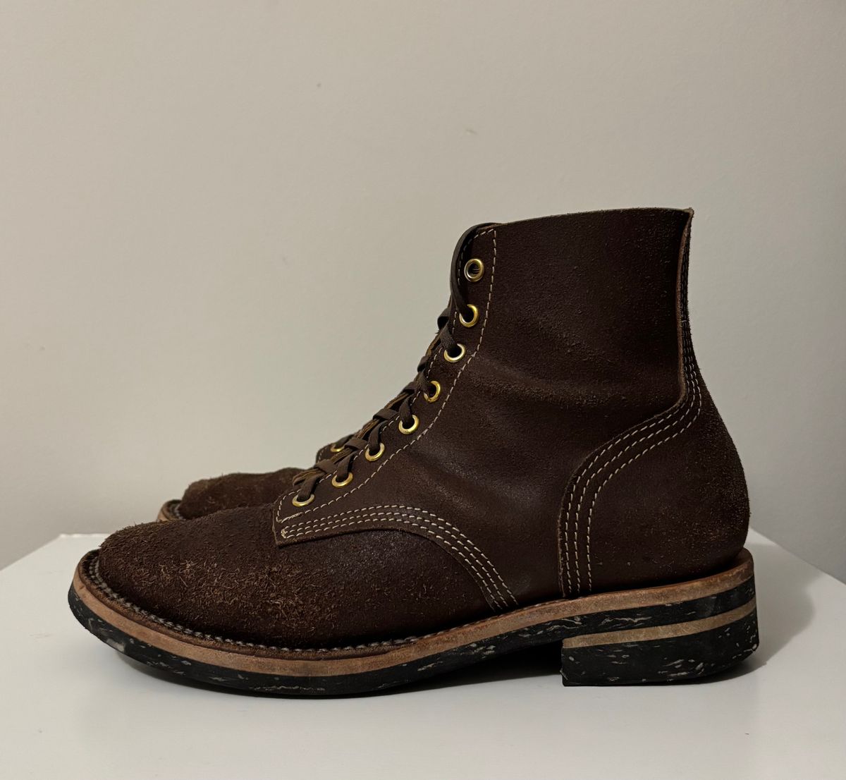 Photo by RawCordedSoul on January 1, 2025 of the Oldspeed Boondockers in Wickett & Craid Brown English Bridle Reverse.