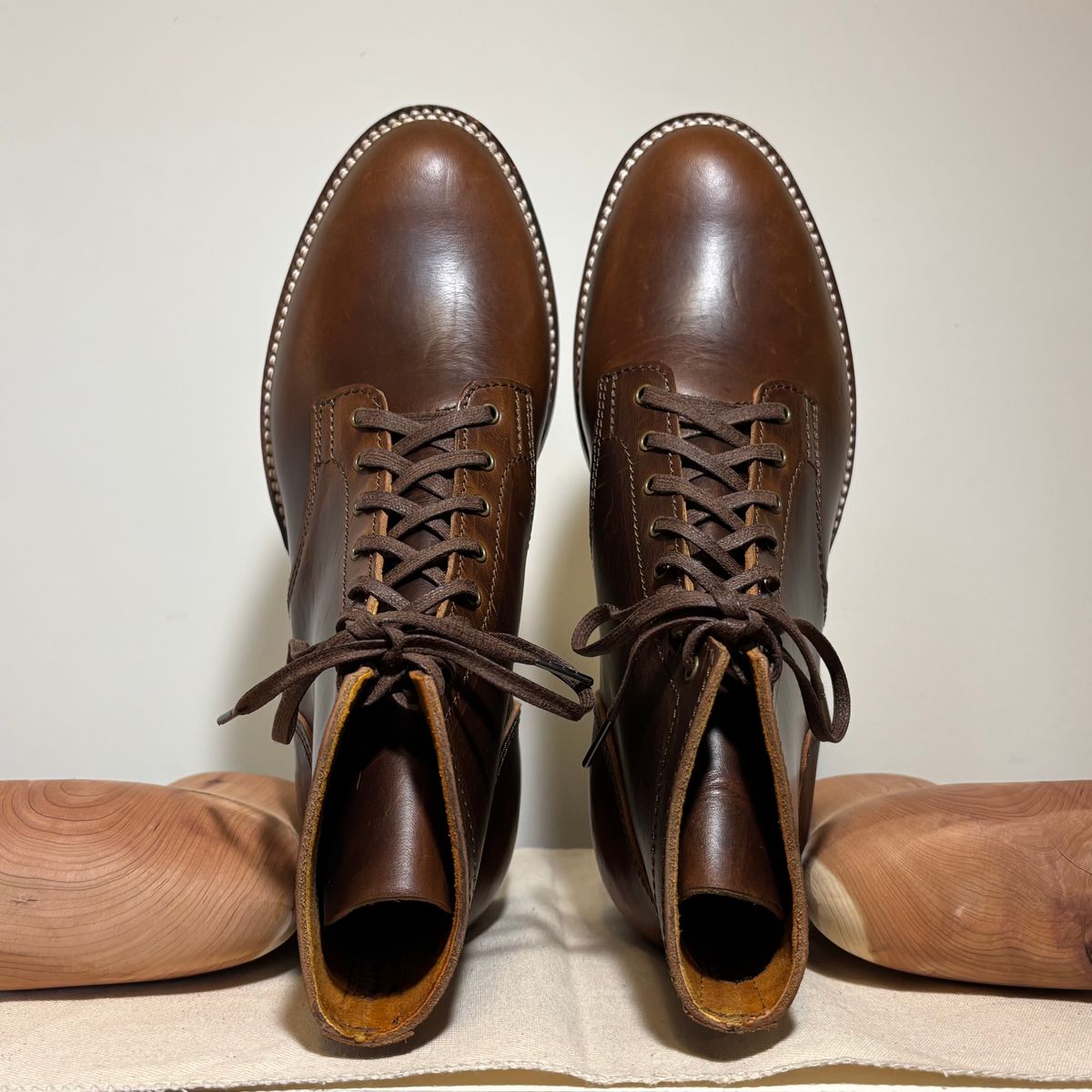 Photo by RawCordedSoul on September 29, 2025 of the Oldspeed Service Boot 6” in Horween Brown Chromexcel Horsehide.