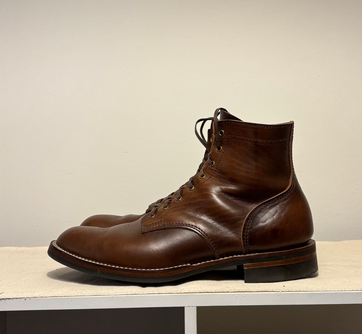 Photo by Asian on November 1, 2025 of the Oldspeed Service Boot 6” in Horween Brown Chromexcel Horsehide.