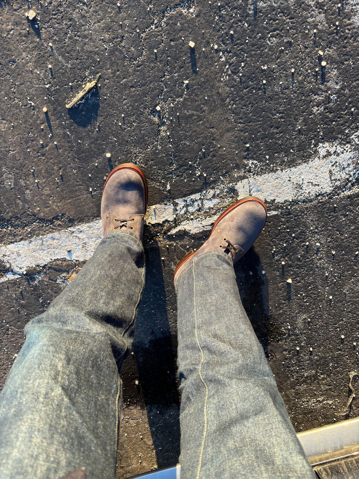Photo by Asian on January 16, 2026 of the Iron Boots The Great Escape in Horween Navy Chamois Roughout.