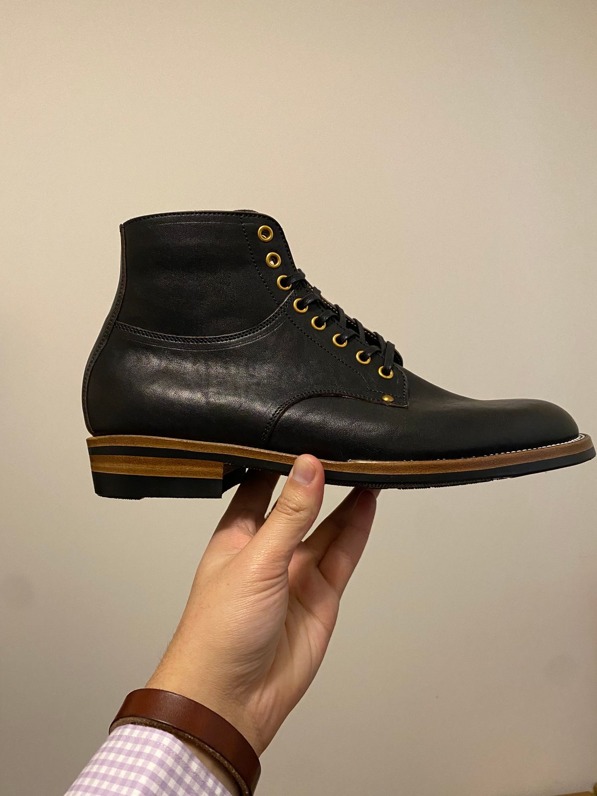 Photo by RawCordedSoul on February 18, 2024 of the Iron Boots x Østmo Type 1 in Maryam Black Hand-Dyed Horsehide.