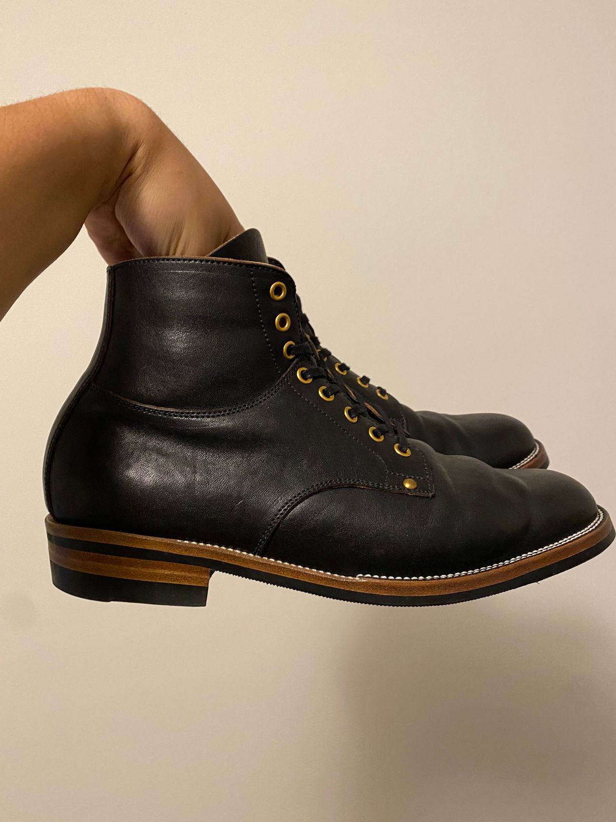 Photo by BootsAndBooks on June 18, 2024 of the Iron Boots x Østmo Type 1 in Maryam Black Hand-Dyed Horsehide.