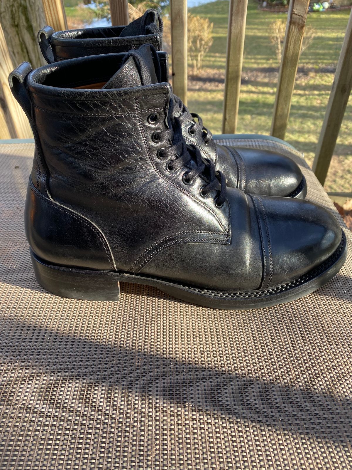 Photo by RawCordedSoul on February 3, 2024 of the Caswell Boot Company Garrett in Maryam Black TPR Horsebutt.