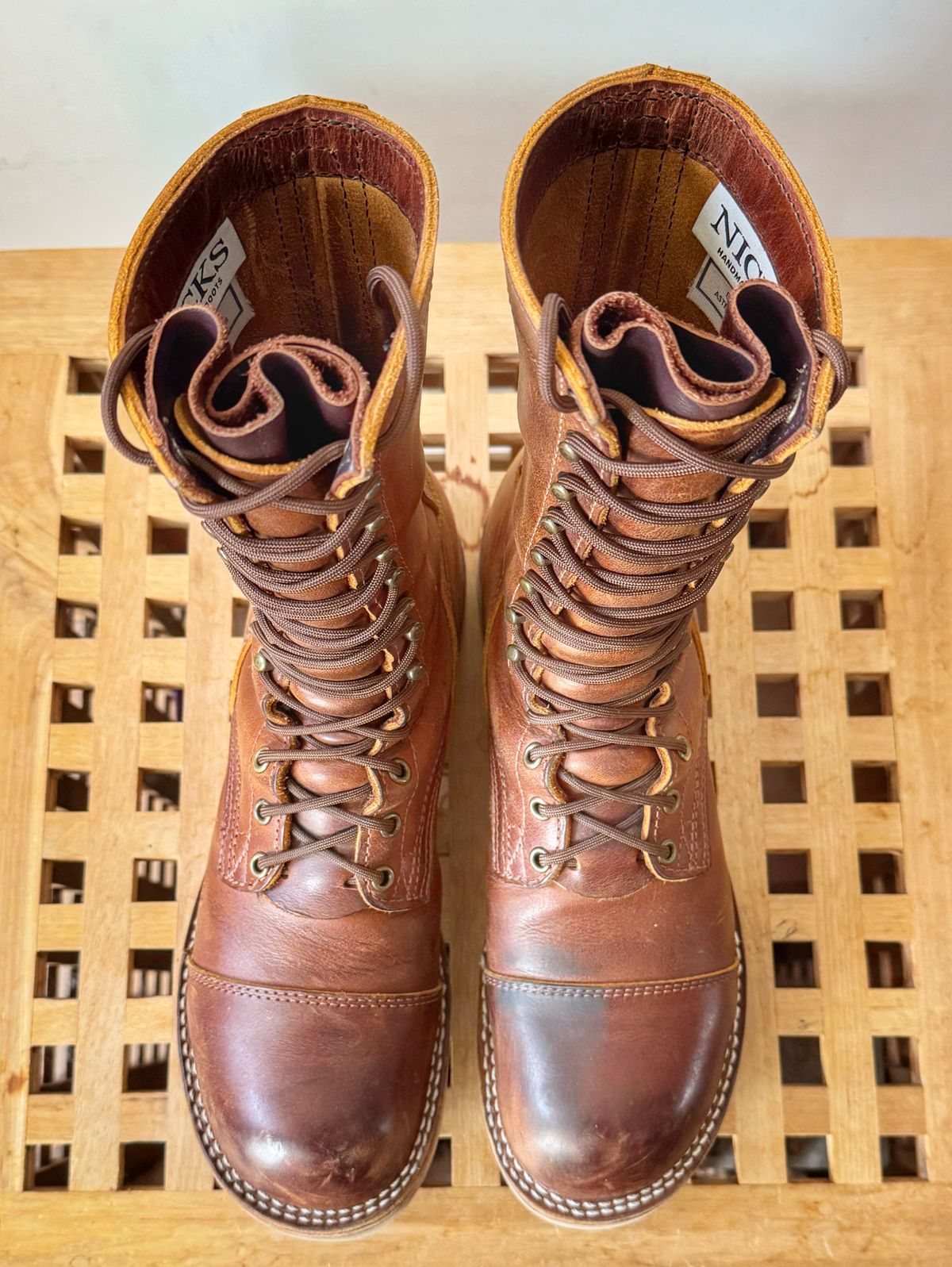 Photo by Vinnie’sBigAdventure on November 2, 2025 of the Nicks Traveler in Horween Orange Predator.