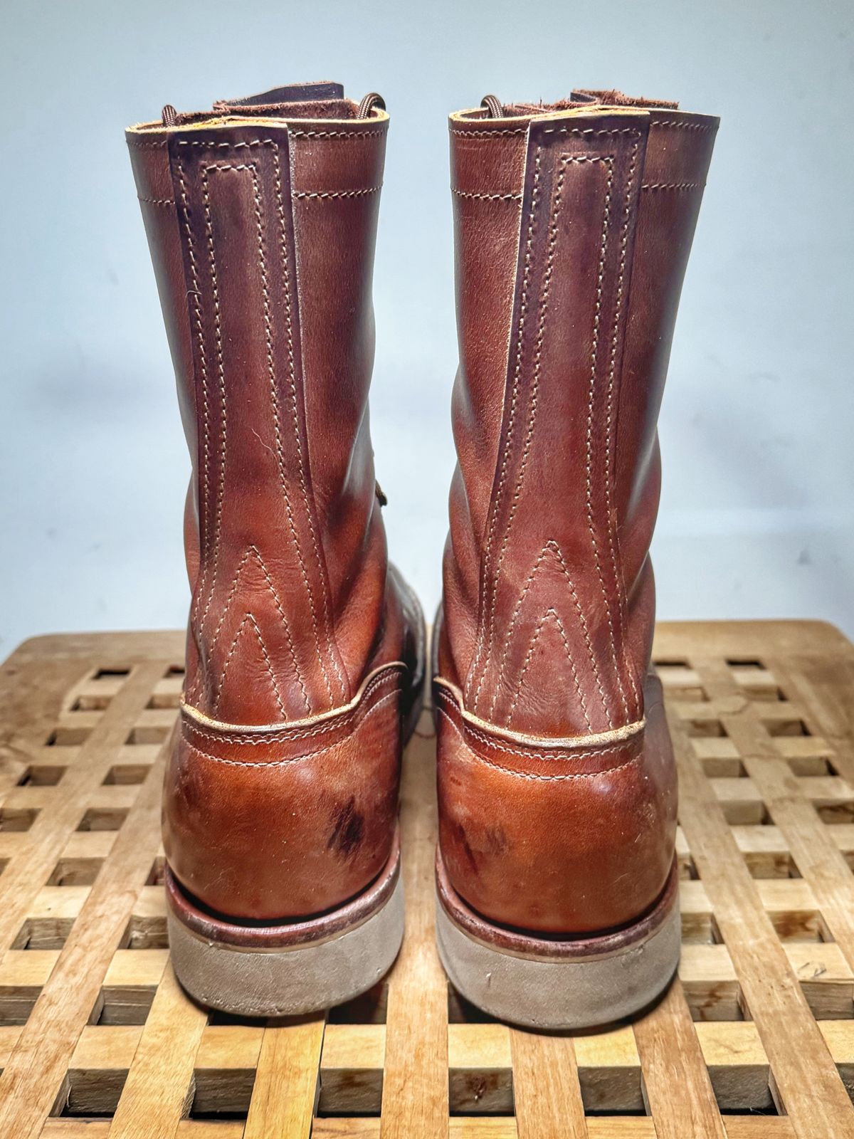 Photo by Vinnie’sBigAdventure on January 4, 2026 of the Nicks Traveler in Horween Orange Predator.