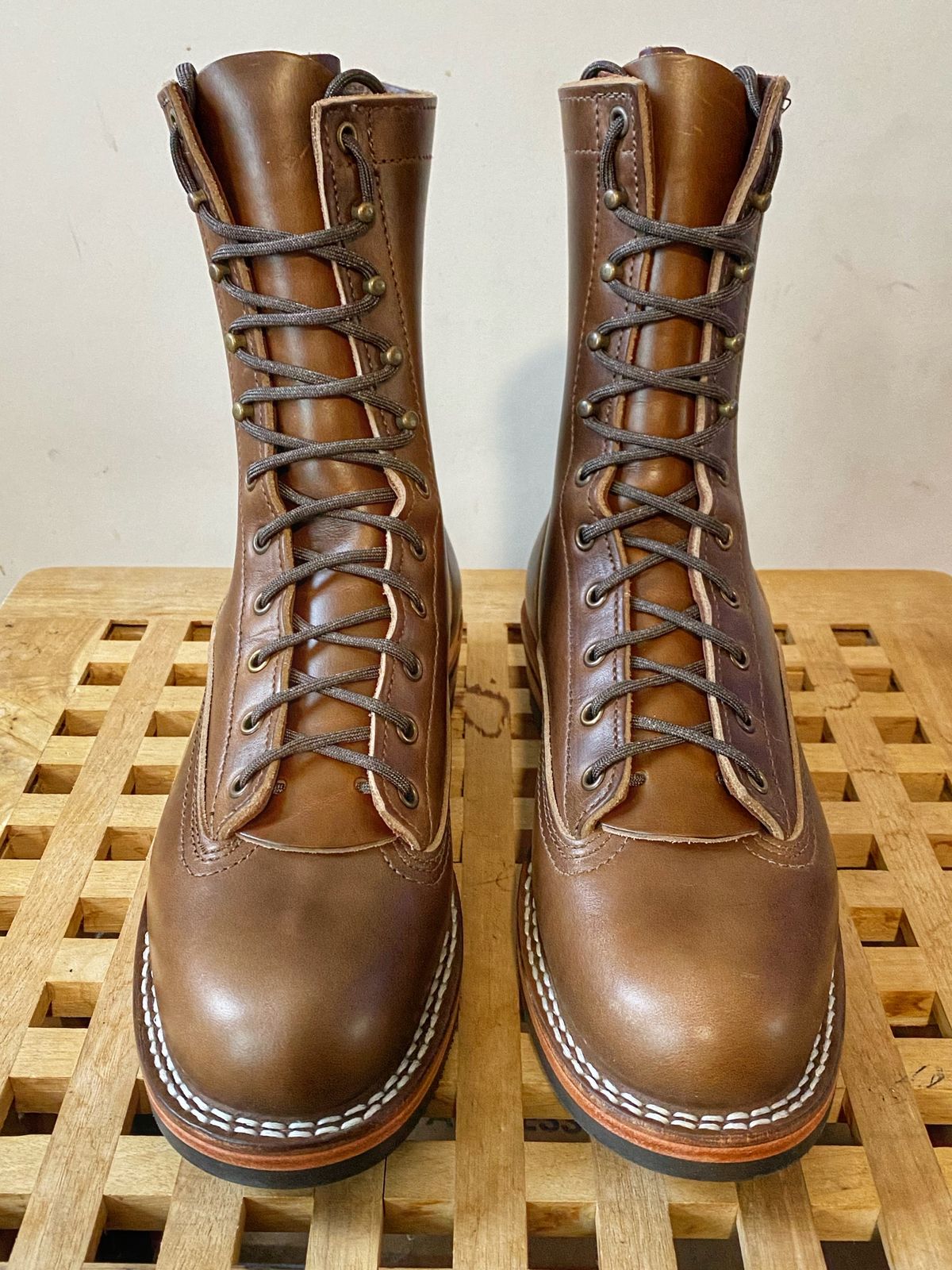 Photo by Vinnie’sBigAdventure on October 3, 2023 of the Nicks Lace to Toe Heritage in Horween British Tan Chromexcel.