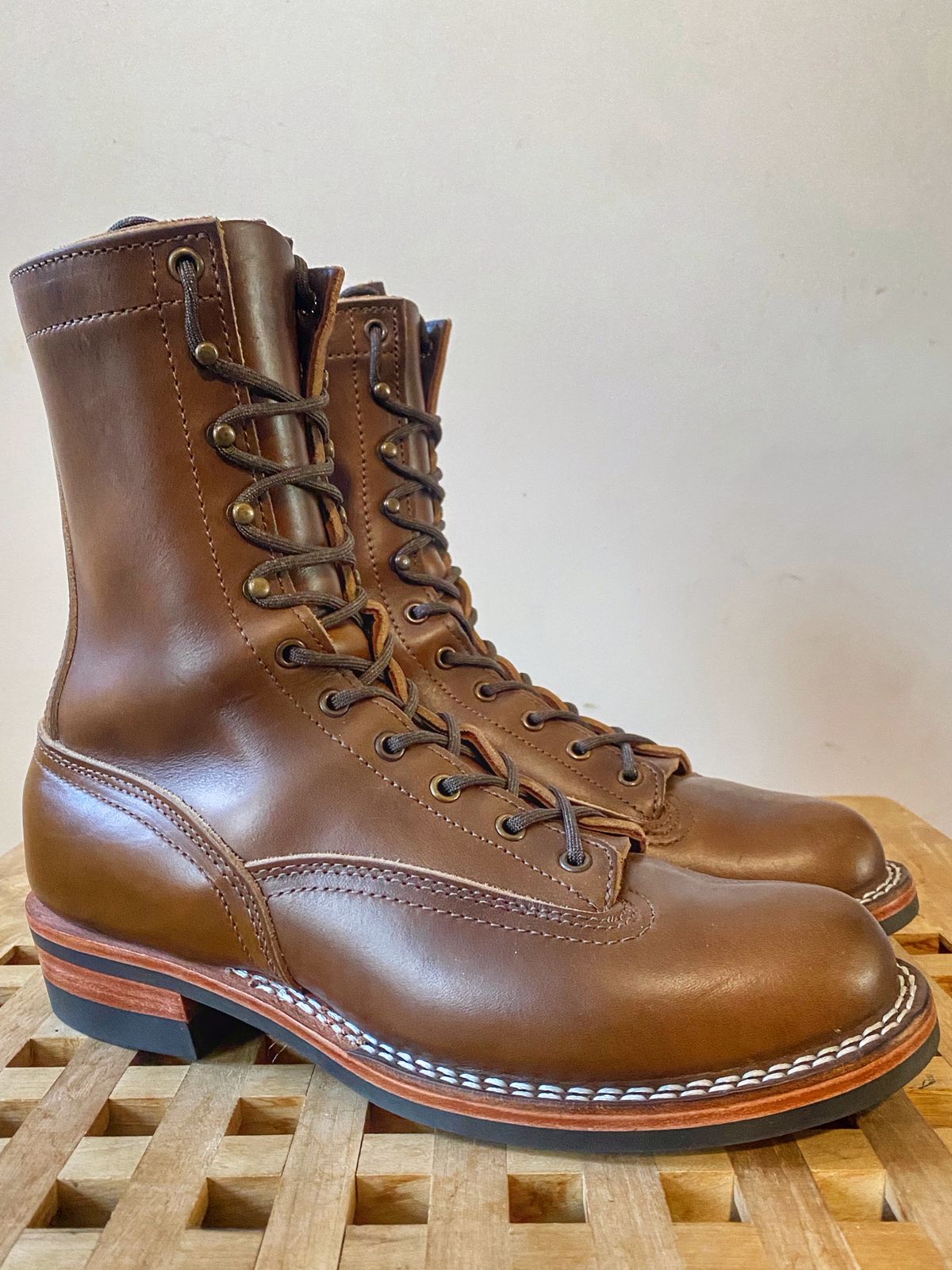 Photo by Vinnie’sBigAdventure on November 4, 2023 of the Nicks Lace to Toe Heritage in Horween British Tan Chromexcel.