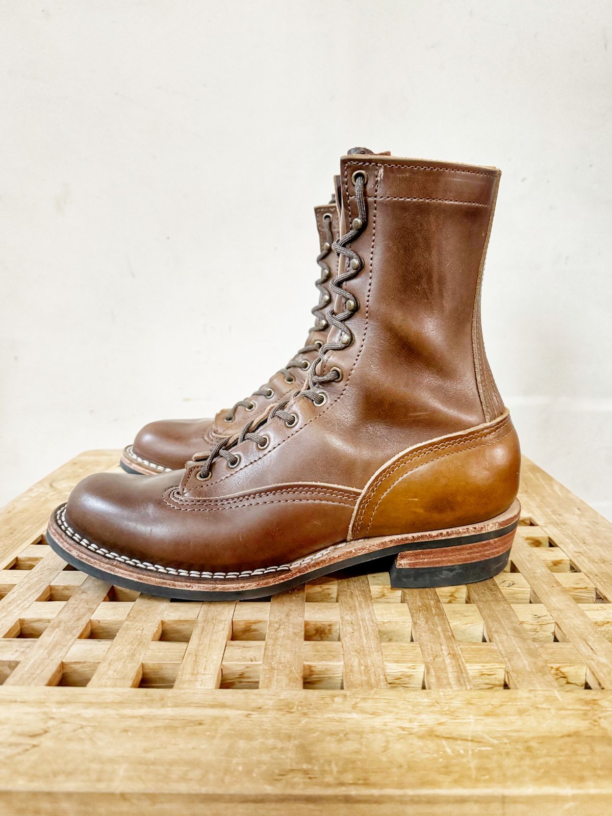 Photo by Vinnie’sBigAdventure on February 2, 2024 of the Nicks Lace to Toe Heritage in Horween British Tan Chromexcel.