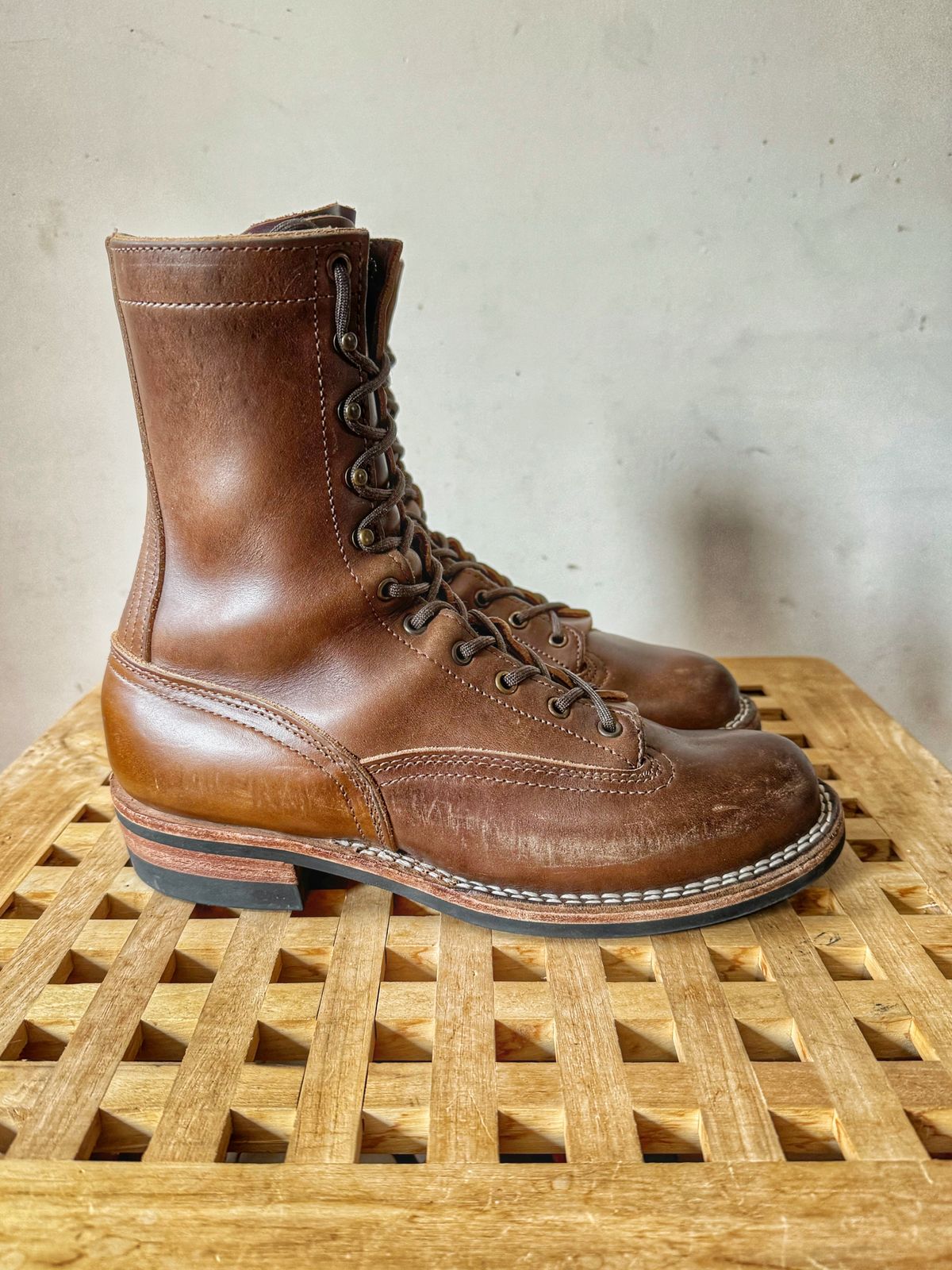 Photo by Vinnie’sBigAdventure on April 4, 2024 of the Nicks Lace to Toe Heritage in Horween British Tan Chromexcel.