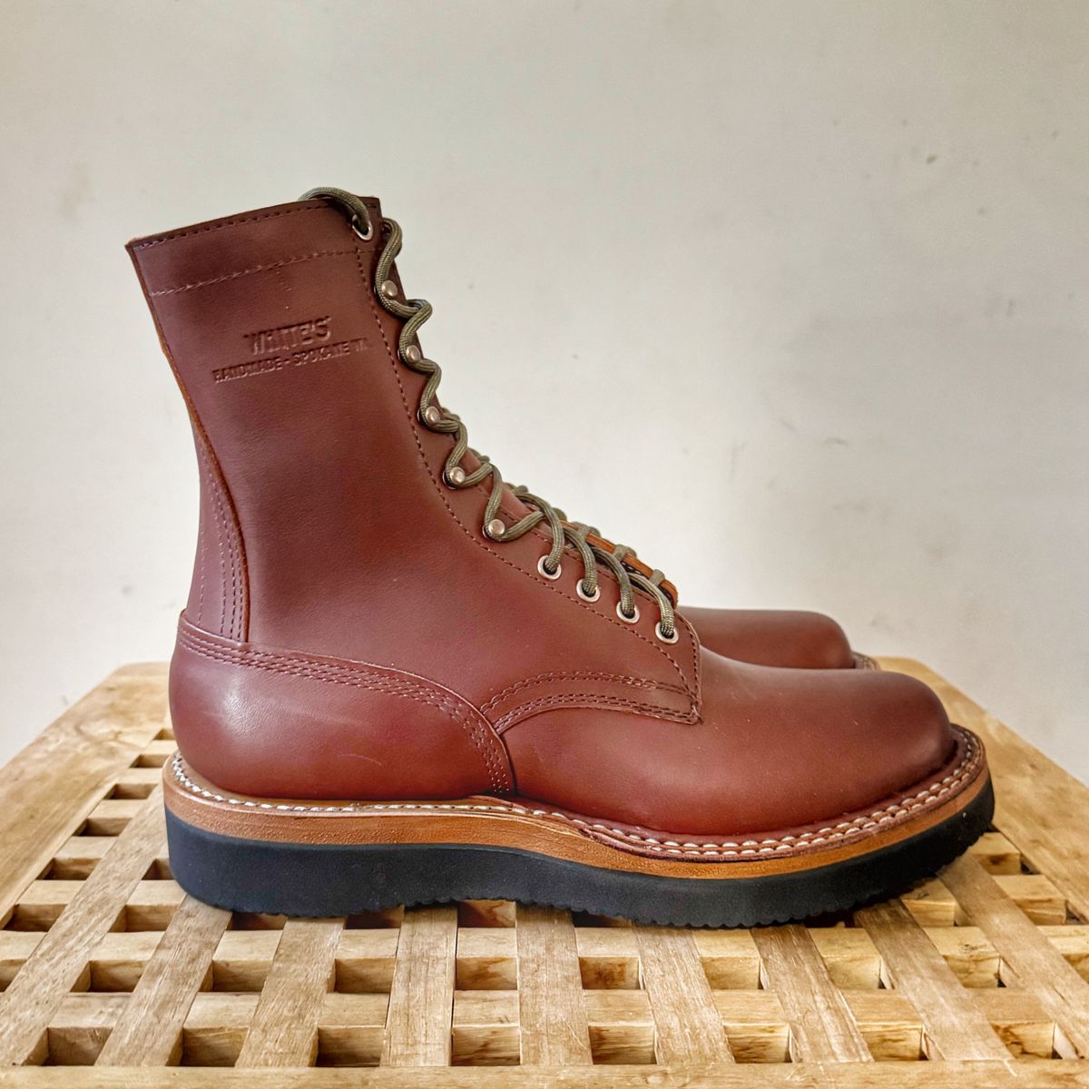 Photo by Vinnie’sBigAdventure on October 1, 2025 of the White's Smokejumper in Seidel Red Dog Oil Tan.