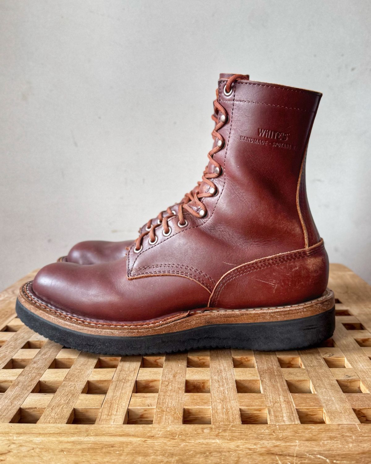 Photo by Vinnie’sBigAdventure on April 5, 2026 of the White's Smokejumper in Seidel Red Dog Oil Tan.