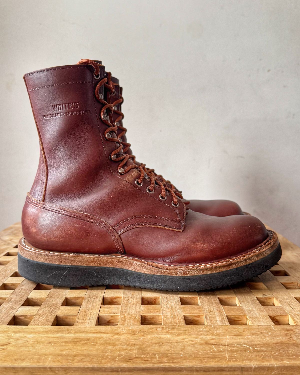 Photo by Vinnie’sBigAdventure on April 5, 2026 of the White's Smokejumper in Seidel Red Dog Oil Tan.