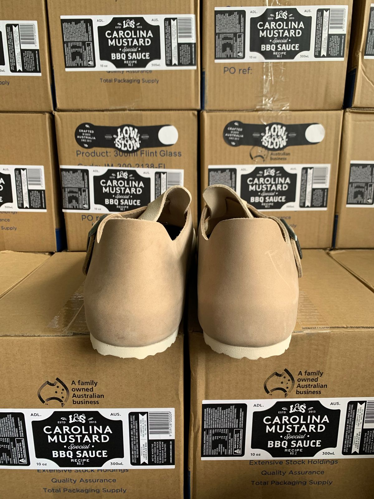 Photo by TheMorrie on October 3, 2022 of the Birkenstock London in Sandcastle Suede.
