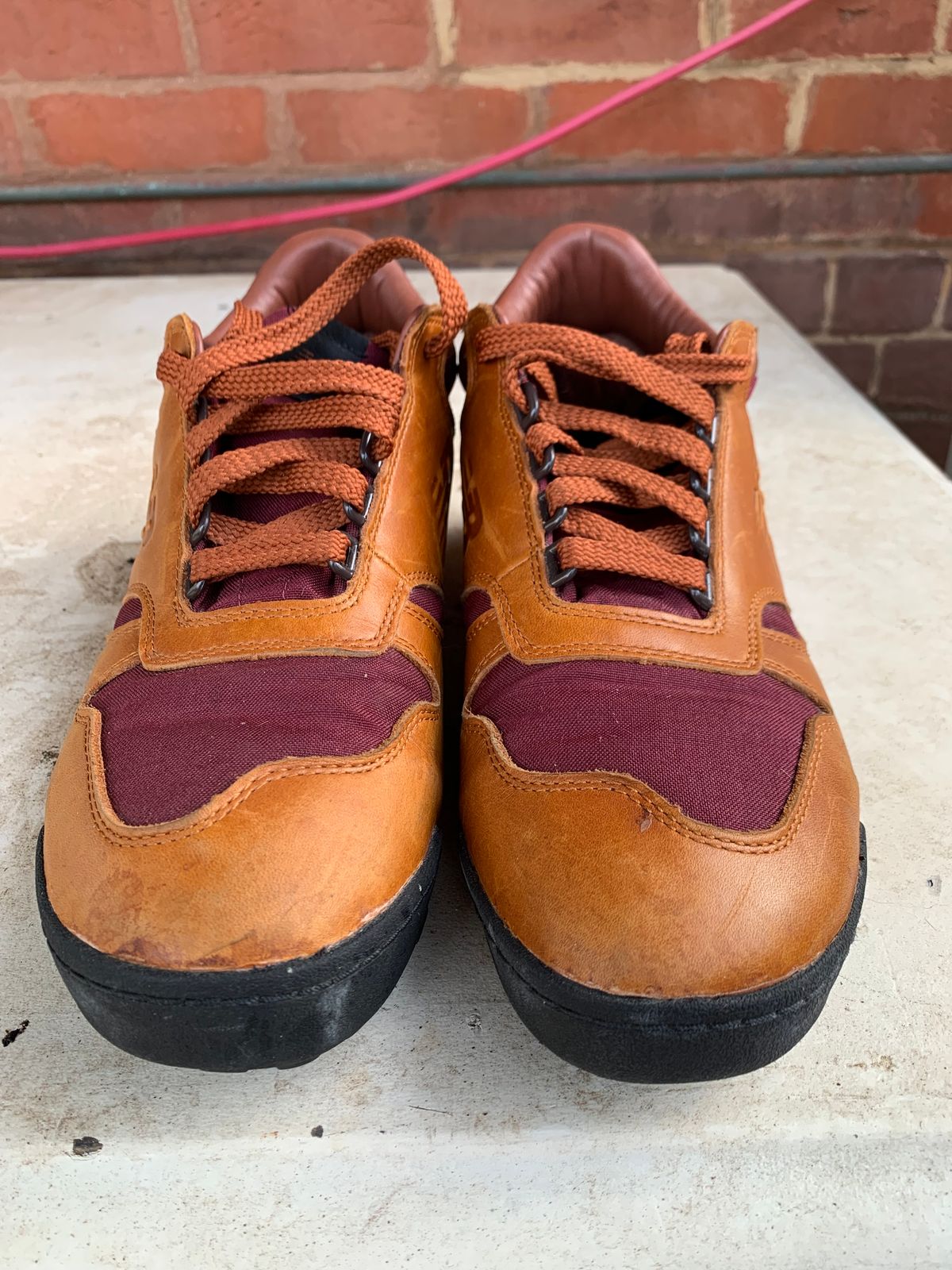 Photo by TheMorrie on November 5, 2024 of the New Balance Rainier in Unknown Natural Veg Tan.