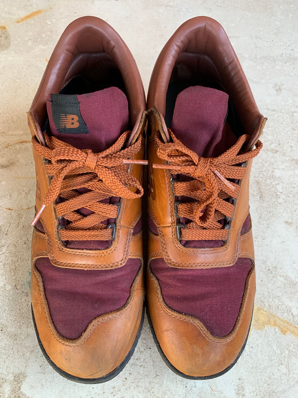 Photo by TheMorrie on December 3, 2024 of the New Balance Rainier in Unknown Natural Veg Tan.
