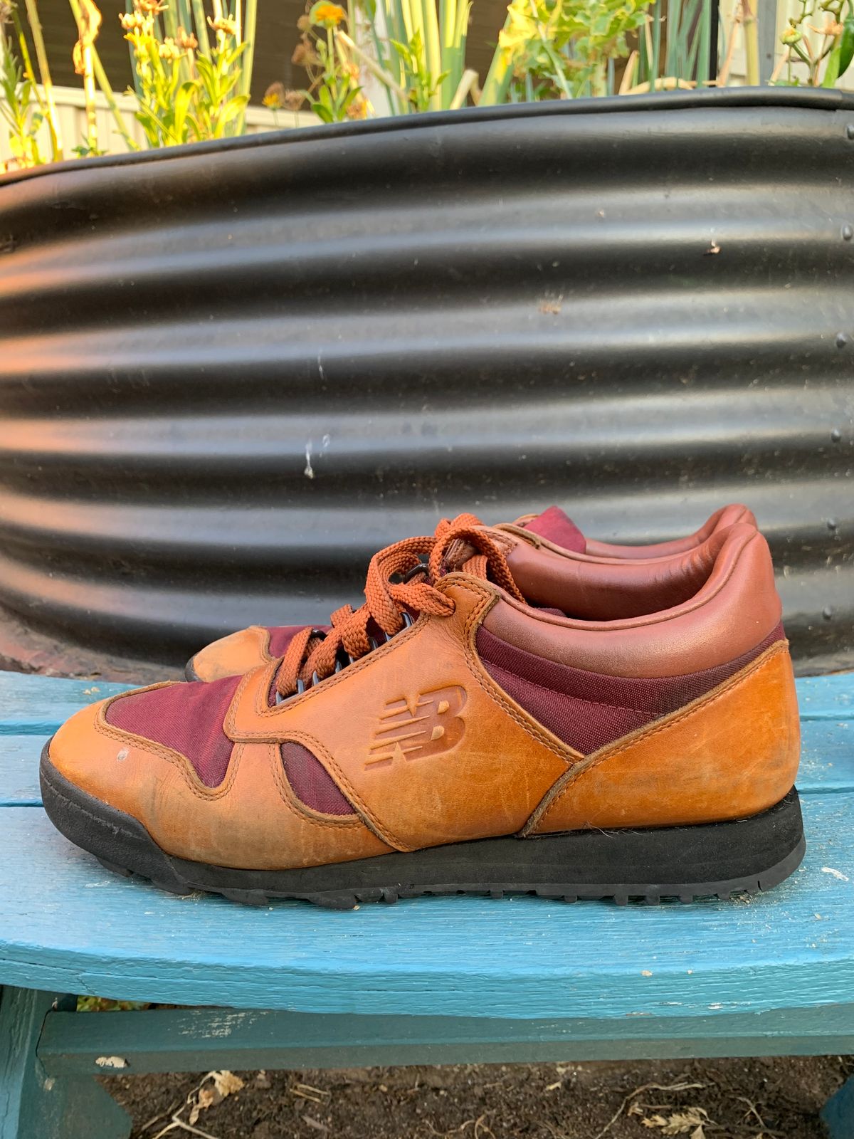 Photo by TheMorrie on February 5, 2025 of the New Balance Rainier in Unknown Natural Veg Tan.