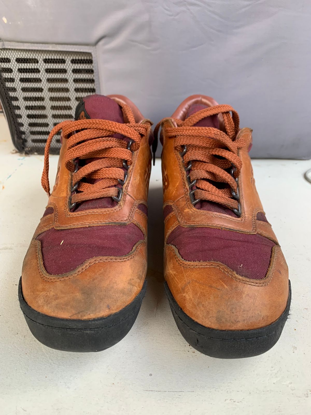 Photo by TheMorrie on April 6, 2025 of the New Balance Rainier in Unknown Natural Veg Tan.