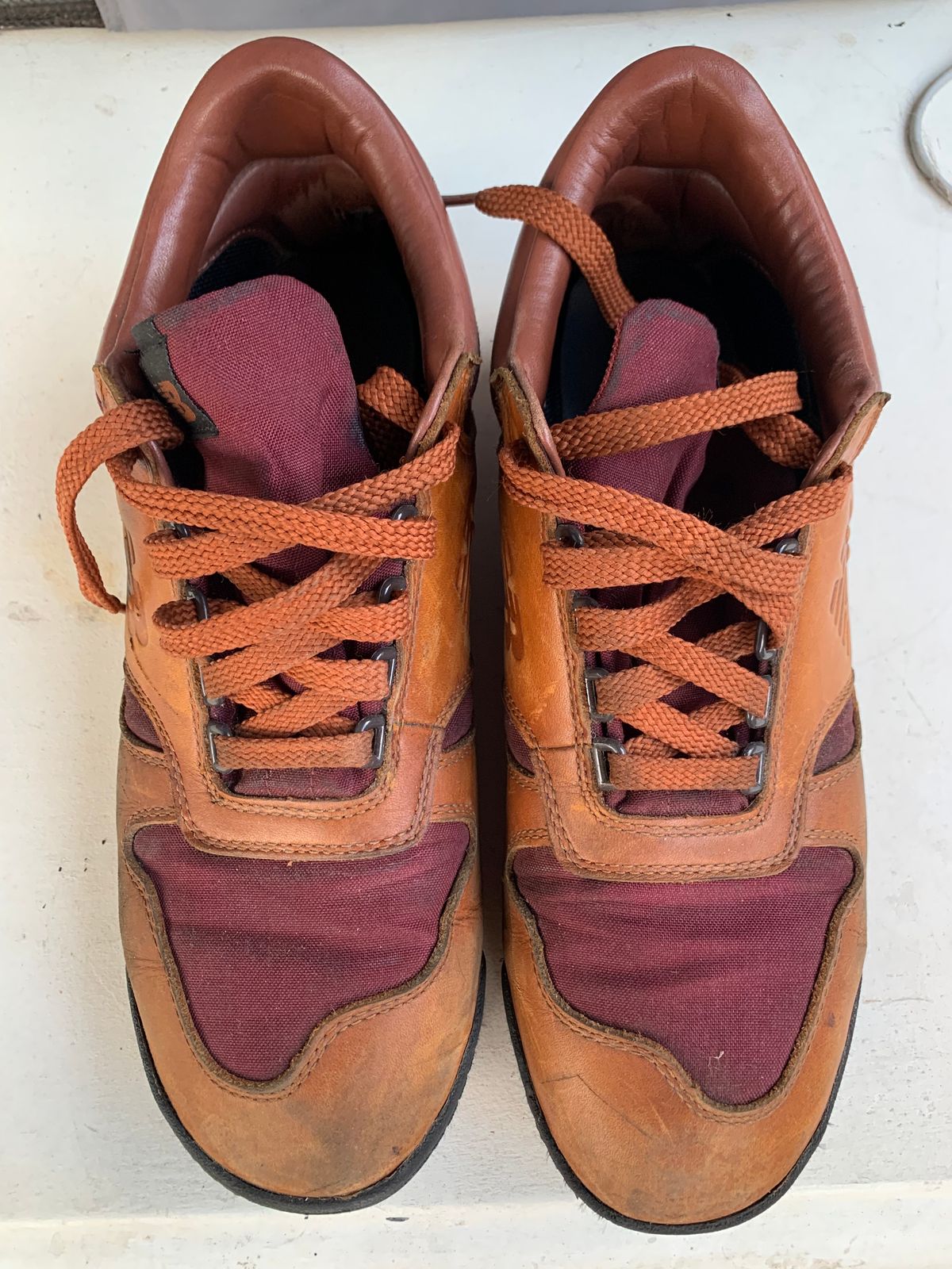 Photo by TheMorrie on April 6, 2025 of the New Balance Rainier in Unknown Natural Veg Tan.