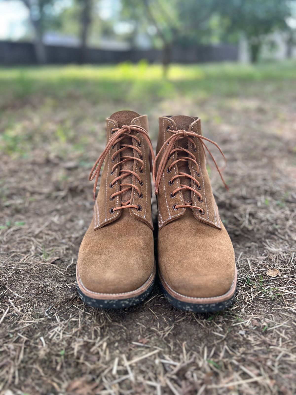 Photo by ermoyce on October 1, 2025 of the Luosjiet M1944 Boondoker in Tan Oiled Nubuck Reverse.
