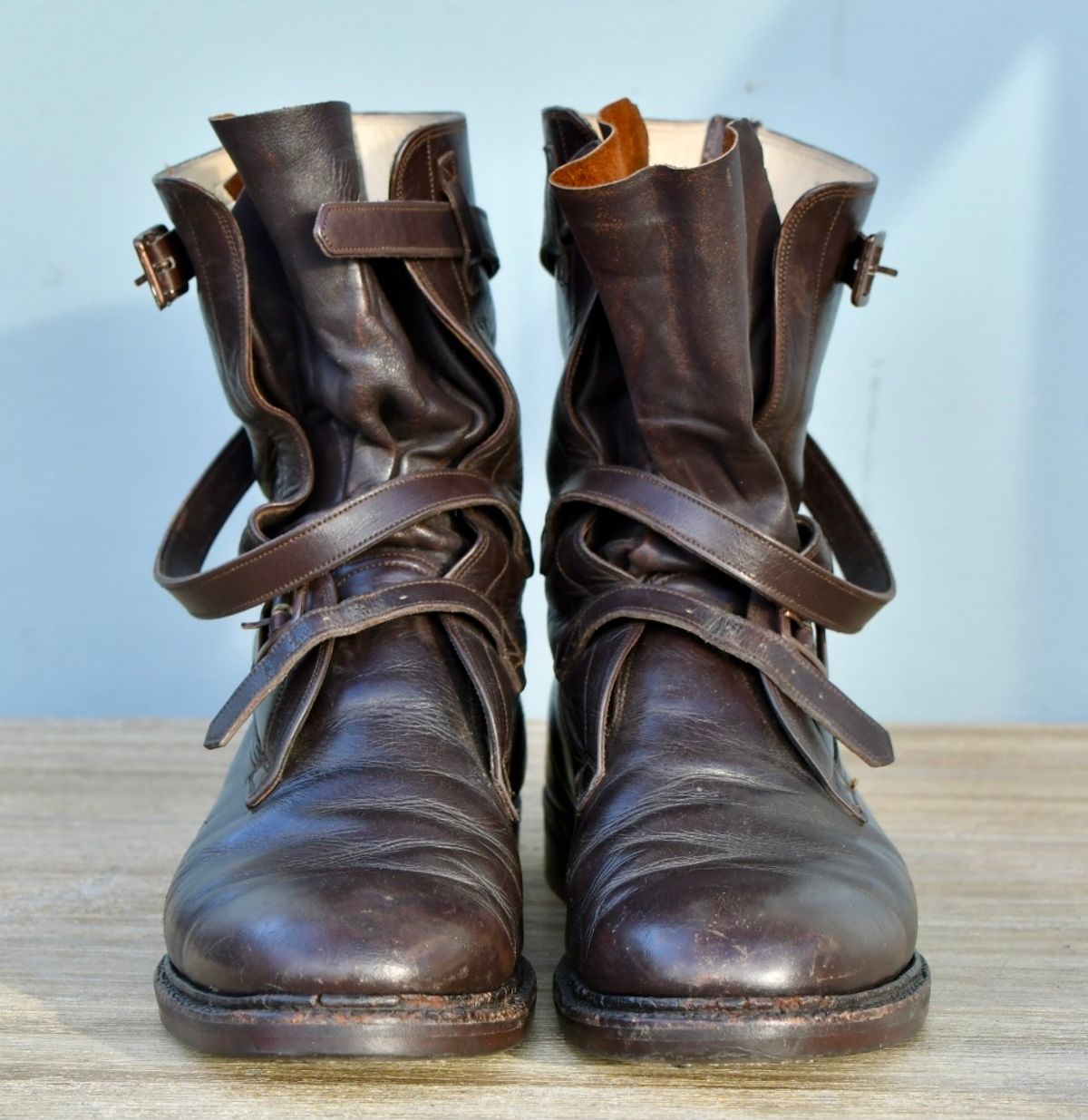 Photo by ermoyce on January 6, 2023 of the Dehner Tank Boot (Strap) in Unknown Leather.