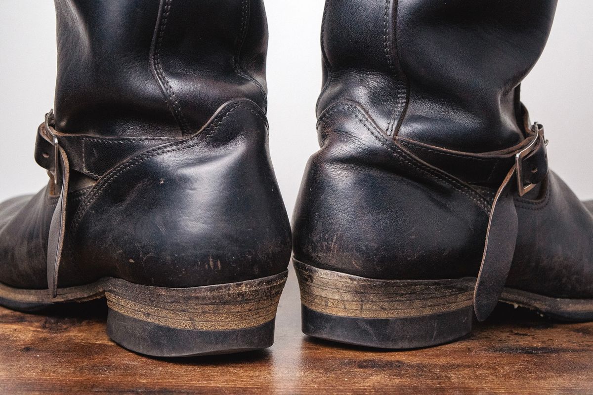 Photo by ermoyce on January 19, 2026 of the Attractions BILTBUCK Engineer Boots in Black Italian Horsebutt.