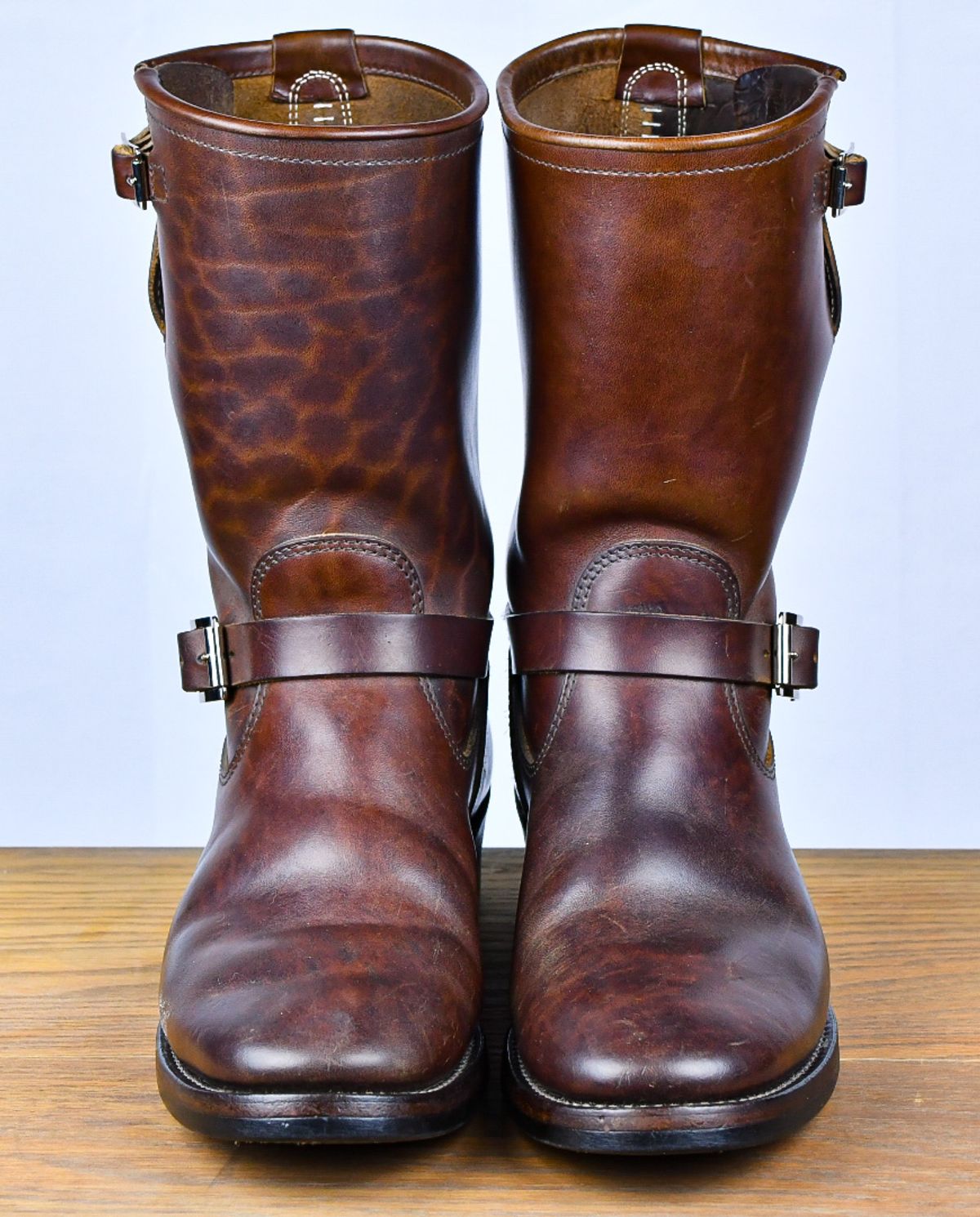 Photo by ermoyce on January 12, 2023 of the Attractions BILTBUCK Engineer Boots in Brown Italian Horsebutt.