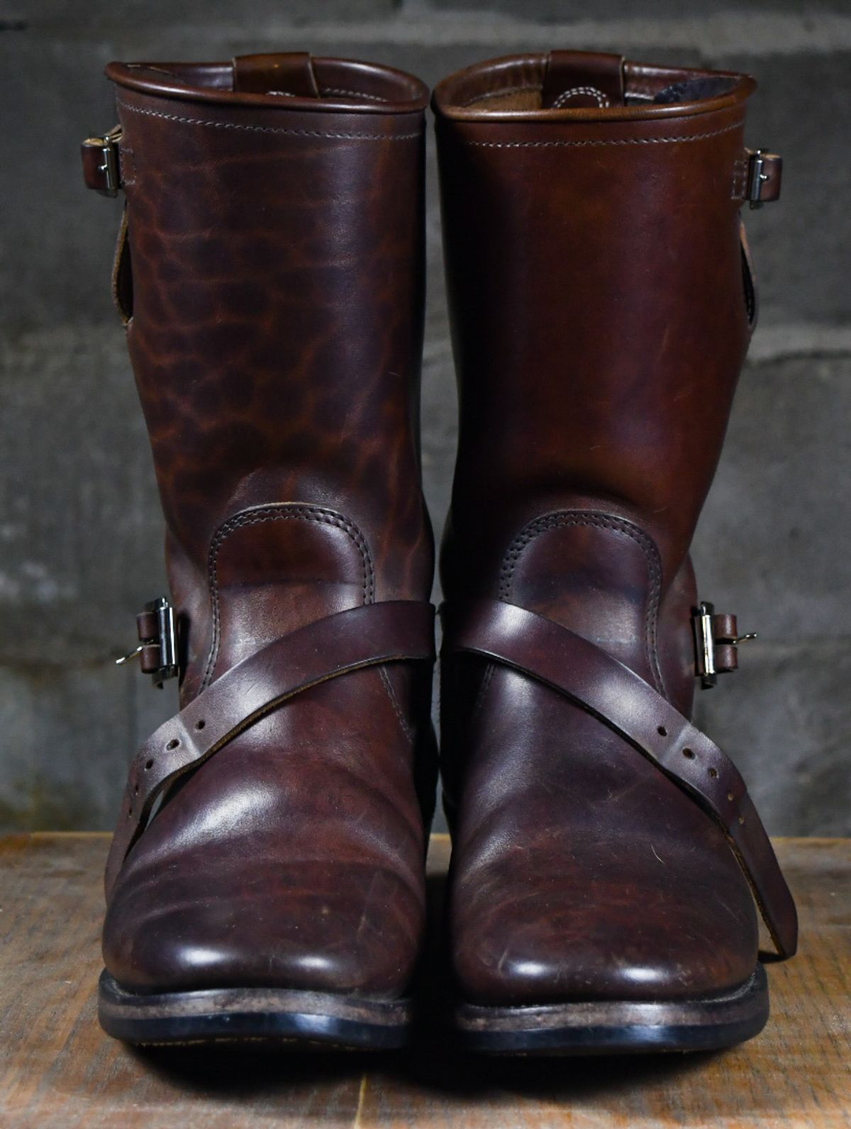 Photo by ermoyce on February 3, 2023 of the Attractions BILTBUCK Engineer Boots in Brown Italian Horsebutt.