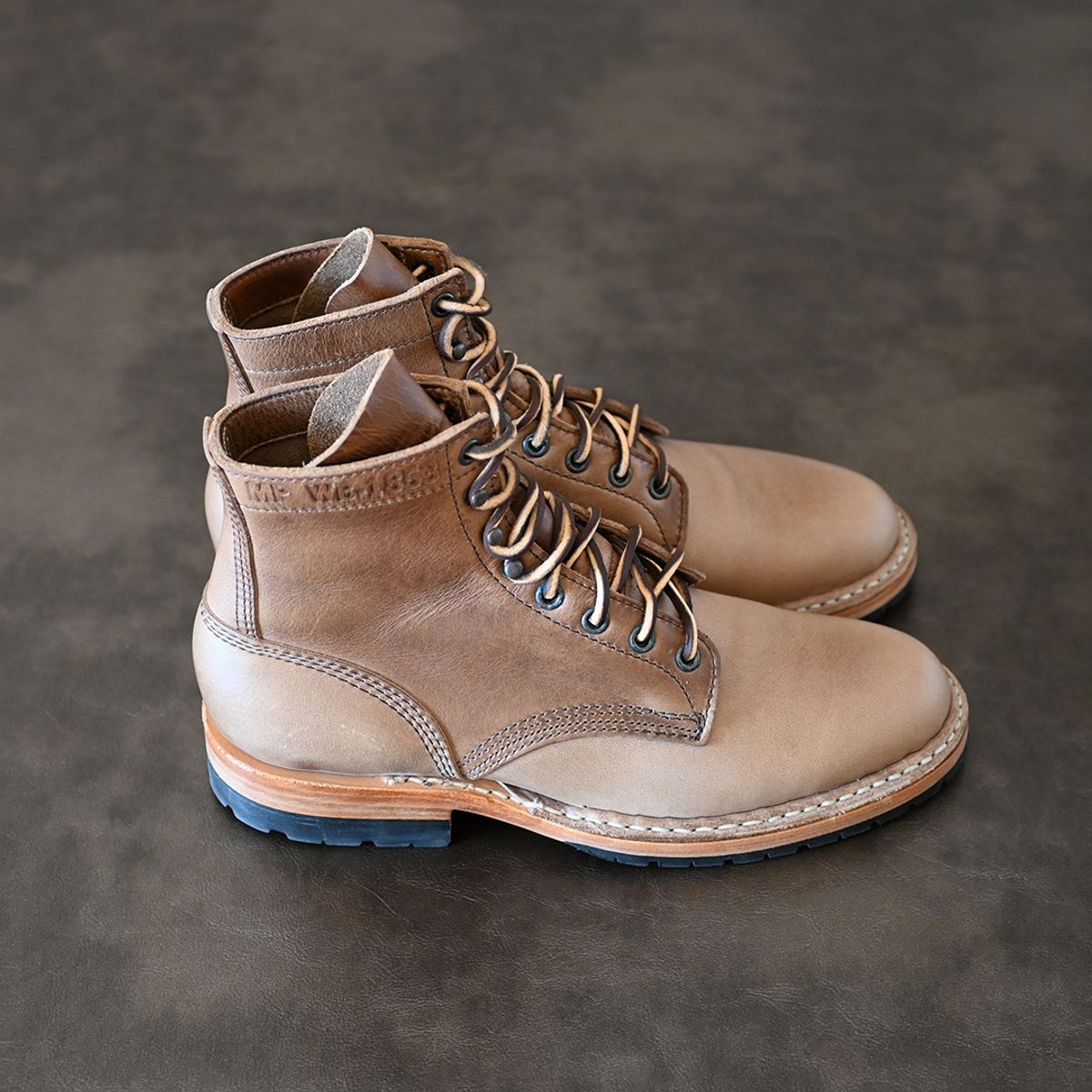 Photo by vasuki_design on October 9, 2023 of the White's MP-Sherman Plain Toe in Horween Natural Chromexcel.