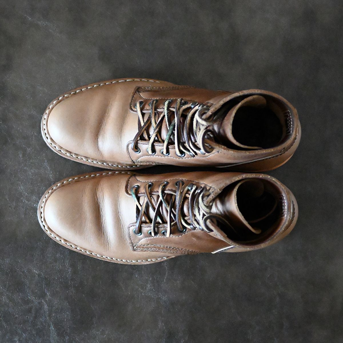 Photo by vasuki_design on December 2, 2023 of the White's MP-Sherman Plain Toe in Horween Natural Chromexcel.